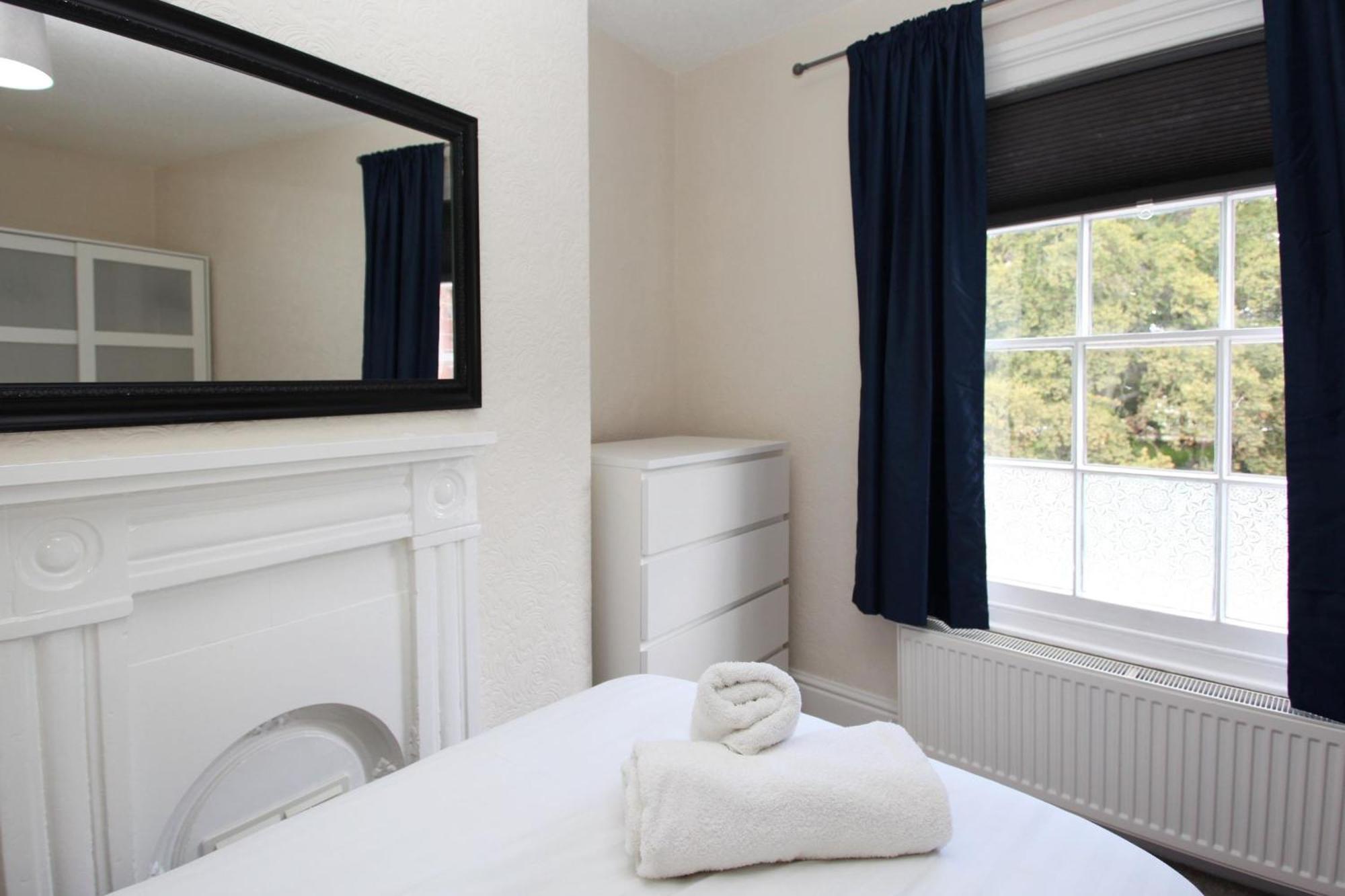 Abbey Foregate Shrewsbury Extérieur photo